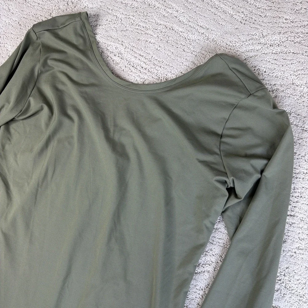 Women's SPANX 1X Long Sleeve Body Suit Tummy Control